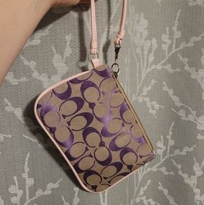 Coach Clutch - Classic C Pattern